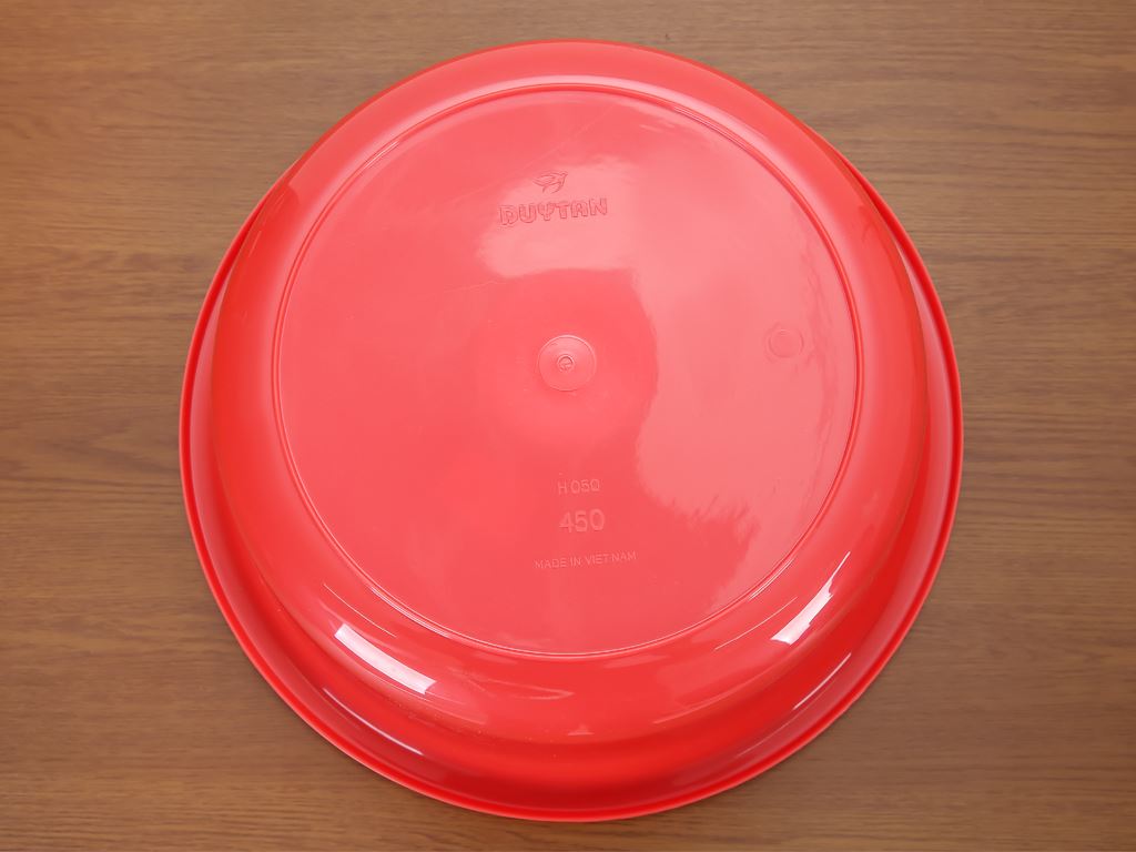https://cdn.tgdd.vn/Products/Images/5231/110466/bhx/thau-nhua-tron-duy-tan-4t5-45cm-giao-mau-ngau-nhien-202007251128584926.jpg