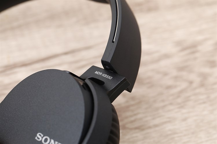 Tai nghe chụp tai Sony Extra Bass MDR-XB550AP Màu Đen