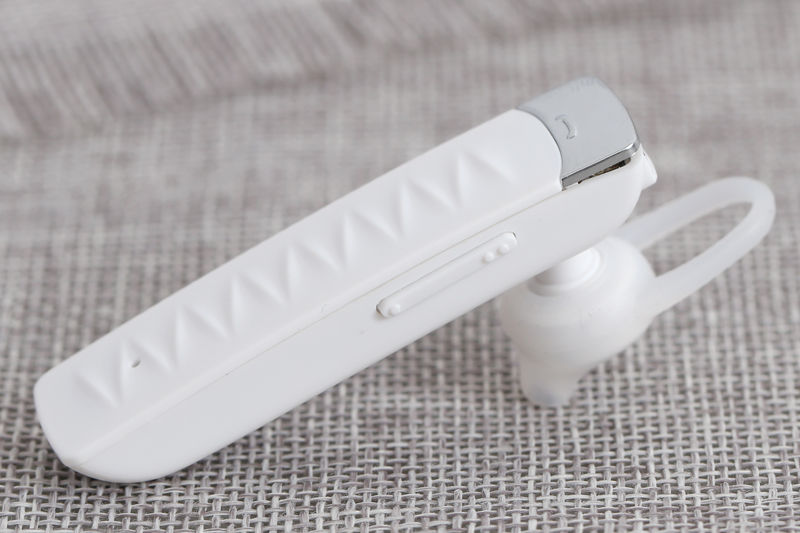 Tai nghe Bluetooth Roman R551N Trắng Màu Trắng