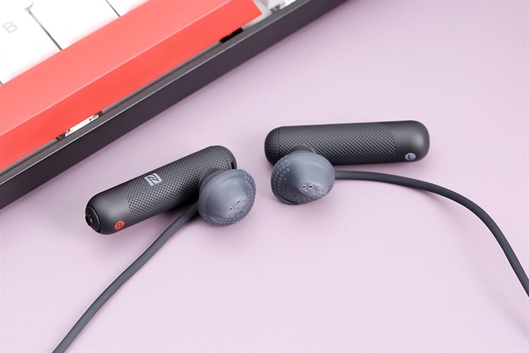 Tai nghe Bluetooth Sony WI-SP500 Màu Đen