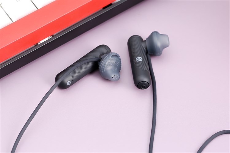 Tai nghe Bluetooth Sony WI-SP500 Màu Đen