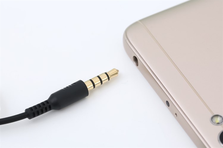 Tai nghe Có Dây JBL C150 Màu Đen