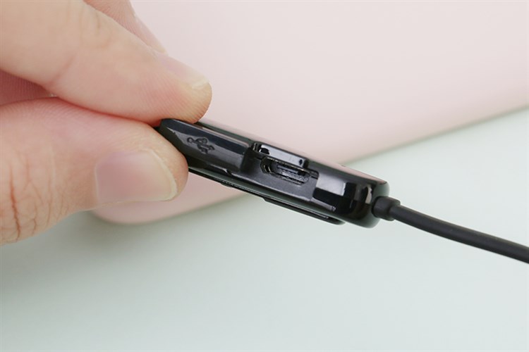 Tai nghe Bluetooth JBL T110BT Màu Đen