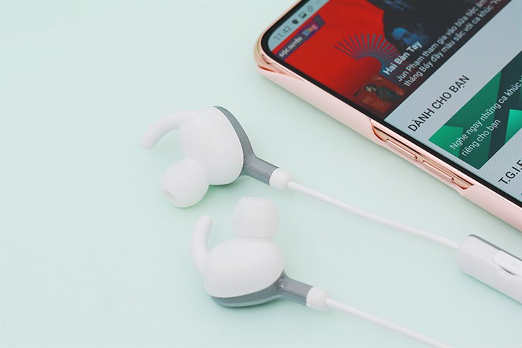 Tai nghe Bluetooth JBL V110 Màu Trắng - Bạc