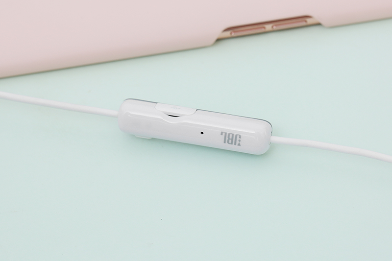 Tai nghe Bluetooth JBL V110 Màu Trắng - Bạc