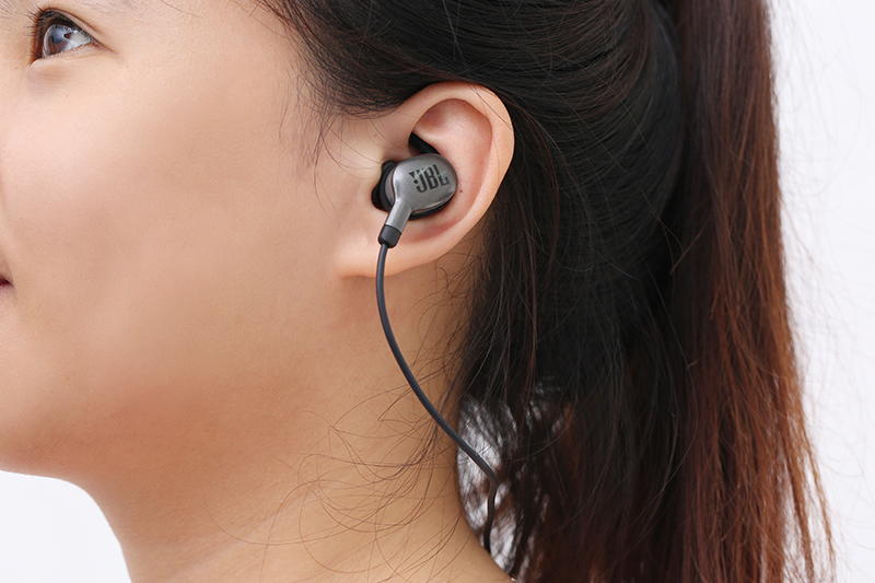 Tai nghe Bluetooth JBL V110 Màu Xám