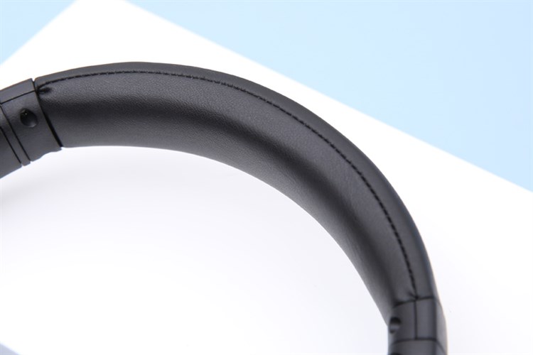 Tai nghe chụp tai không dây Sony Extra Bass WH-XB700 Màu Đen