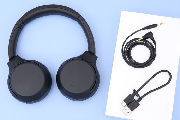 Tai nghe chụp tai không dây Sony Extra Bass WH-XB700 Màu Đen