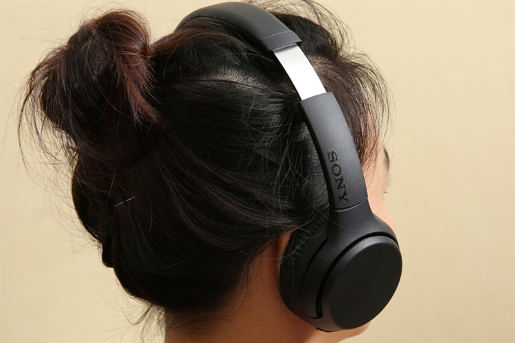 Tai nghe chụp tai không dây Sony Extra Bass WH-XB700 Màu Đen