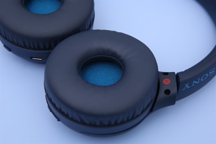 Tai nghe chụp tai không dây Sony Extra Bass WH-XB700 Màu Xanh Dương