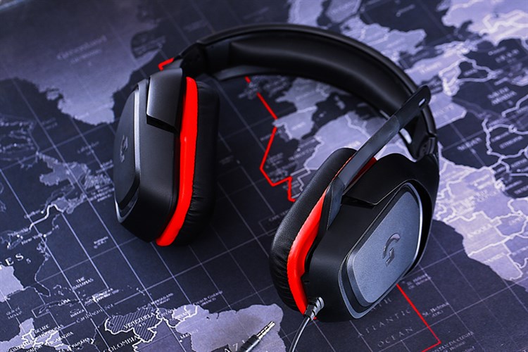 Tai nghe Chụp Tai Gaming Logitech G331 Màu Đen - Đỏ