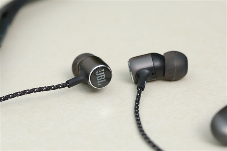 Tai nghe Bluetooth JBL LIVE200 Màu Đen