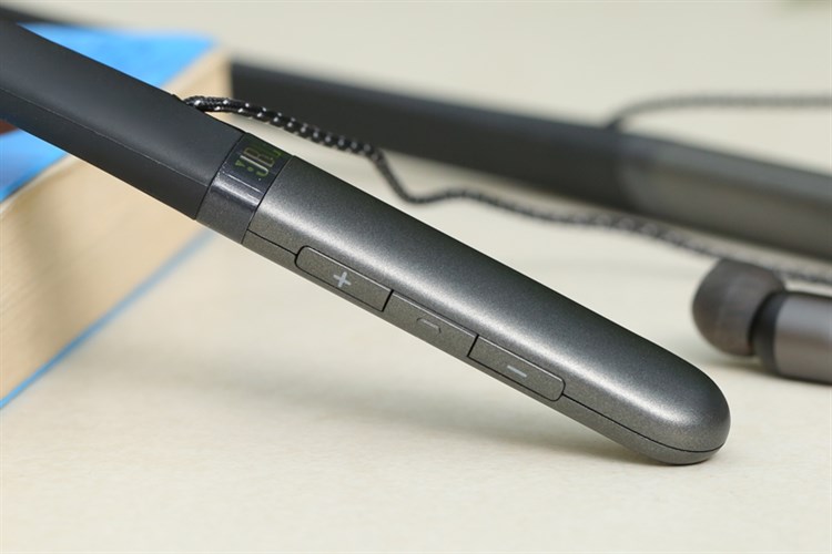 Tai nghe Bluetooth JBL LIVE200 Màu Đen