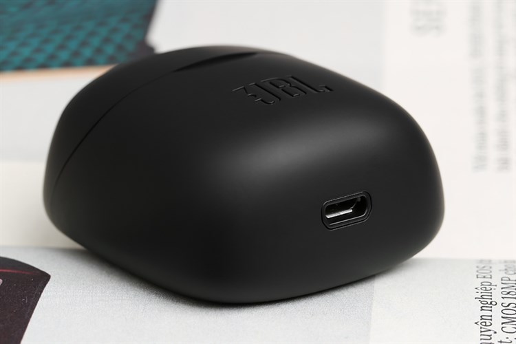 Tai nghe Bluetooth True Wireless JBL Tune 220 Màu Đen