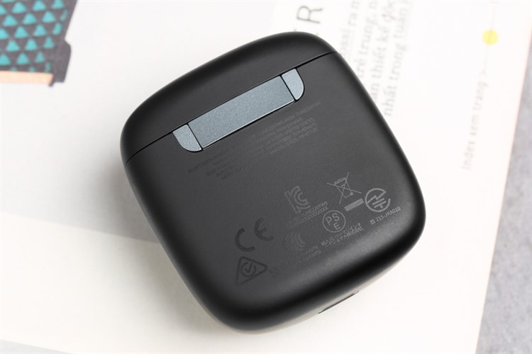 Tai nghe Bluetooth True Wireless JBL Tune 220 Màu Đen