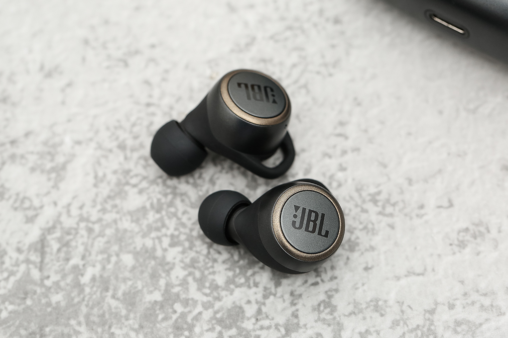 Tai nghe Bluetooth True Wireless JBL LIVE 300 - 10