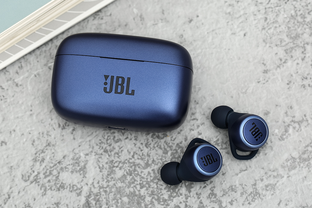 Tai nghe Bluetooth True Wireless JBL LIVE 300 - 3