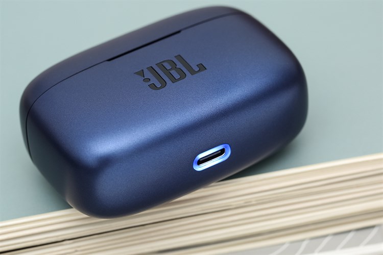 Tai nghe Bluetooth True Wireless JBL LIVE 300 Màu Xanh Dương