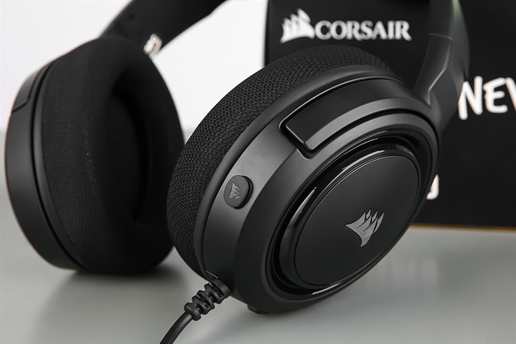 Tai nghe Chụp Tai Gaming Corsair HS35 Stereo Carbon Màu Đen