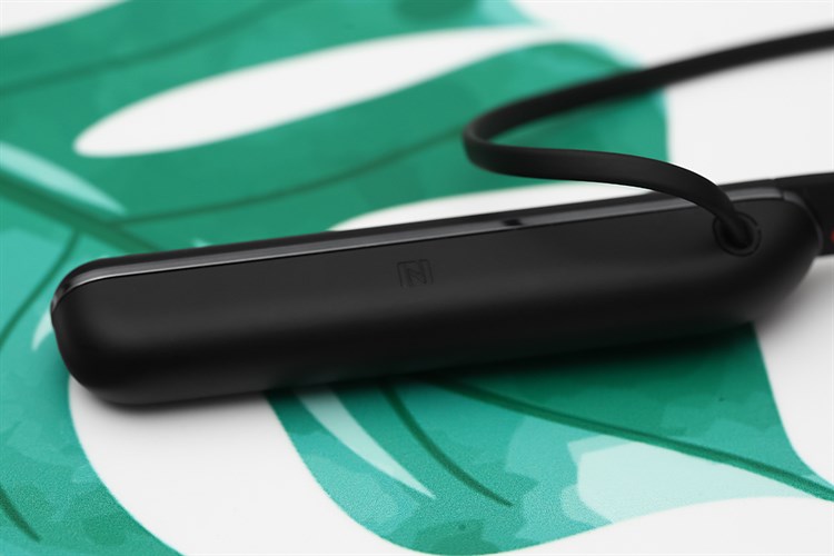 Tai nghe Bluetooth Sony WI-1000XM2 Màu Đen