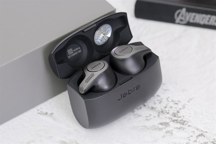 Tai nghe Bluetooth True Wireless Jabra Elite 65T Đen Titanium Màu Đen