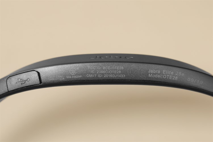 Tai nghe Bluetooth Jabra Elite 25e Đen Màu Đen