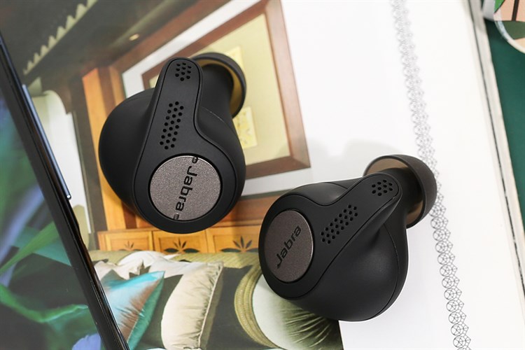 Tai nghe Bluetooth True Wireless Jabra Elite Active 65T Đen Titanum Màu Đen