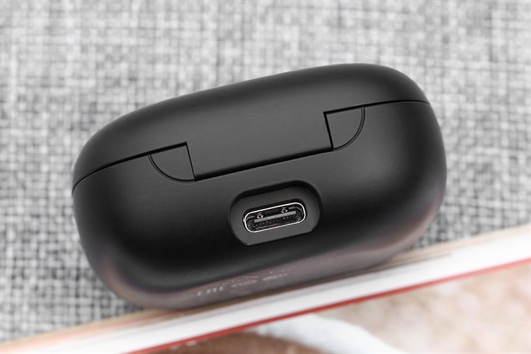 Tai nghe Bluetooth True Wireless JBL LIVE PRO+ Màu Đen