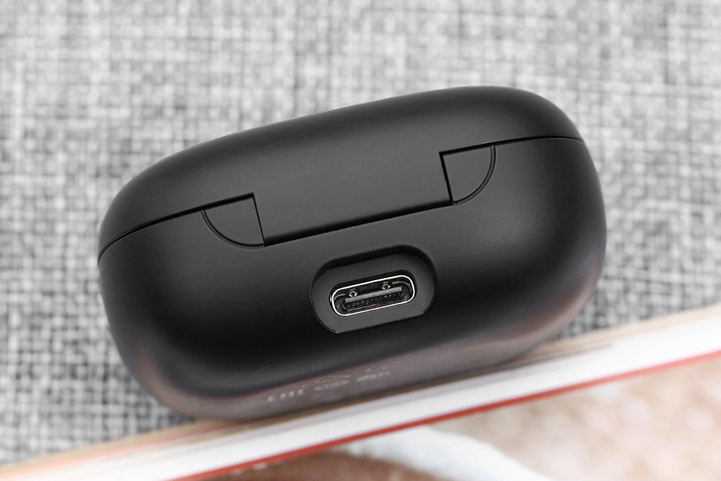Tai nghe Bluetooth True Wireless JBL LIVE PRO+ Màu Đen