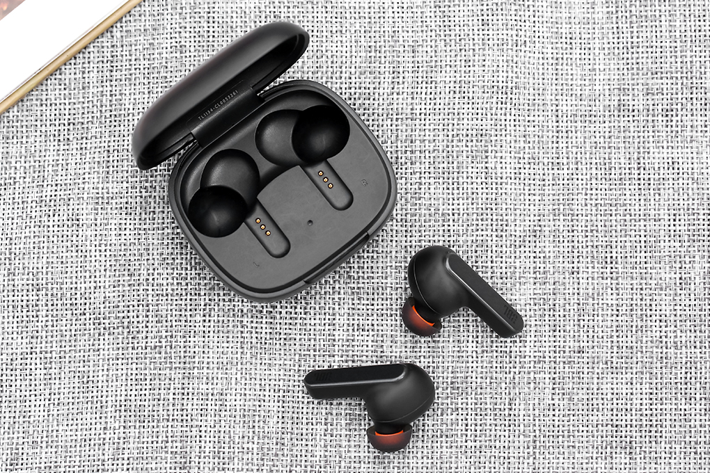 Tai nghe Bluetooth True Wireless JBL LIVE PRO+ Màu Đen