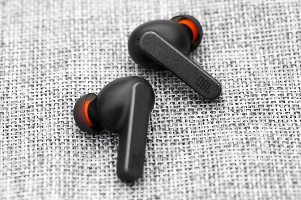 Tai nghe Bluetooth True Wireless JBL LIVE PRO+ Màu Đen