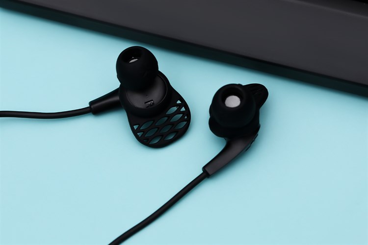 Tai nghe Bluetooth JLab JBuds Pro Signature Màu Đen