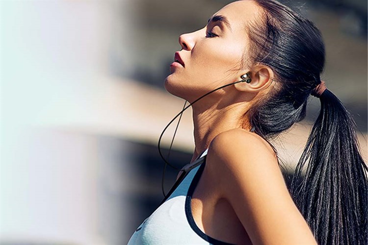 Tai nghe Bluetooth Monster iSport Solitaire Plus MH12007 Màu Đen