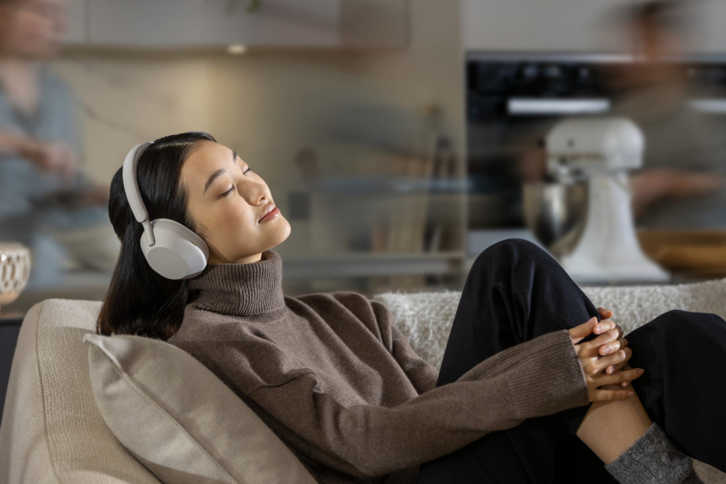 Tai nghe Bluetooth Chụp Tai Sony WH1000XM5 Màu Bạc