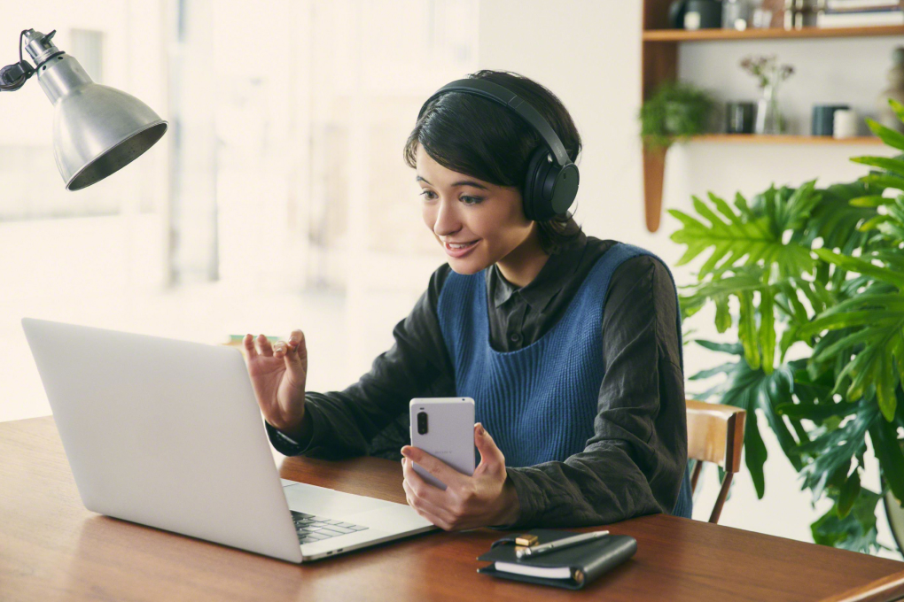 Tai nghe Bluetooth Chụp Tai Sony WH-CH720N Màu Đen