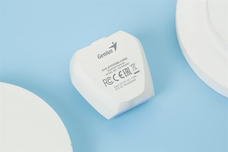 Tai nghe Bluetooth True Wireless Genius HS-M920BT Màu Trắng