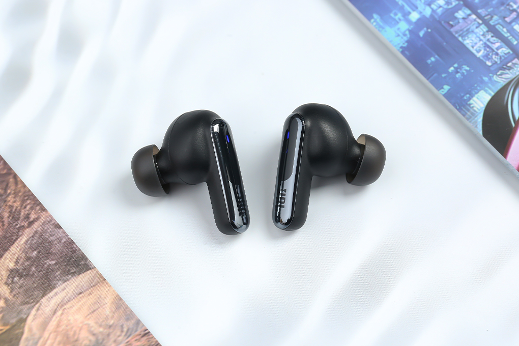 Tai nghe Bluetooth True Wireless JBL Live Beam 3 Màu Đen