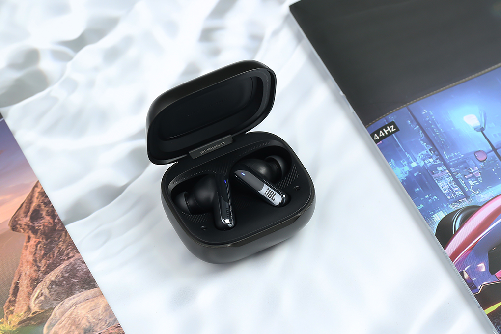 Tai nghe Bluetooth True Wireless JBL Live Beam 3 Màu Đen