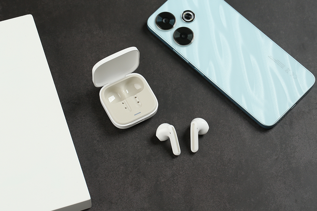 Tai nghe Bluetooth True Wireless Xiaomi Redmi Buds 6 Active Màu Trắng