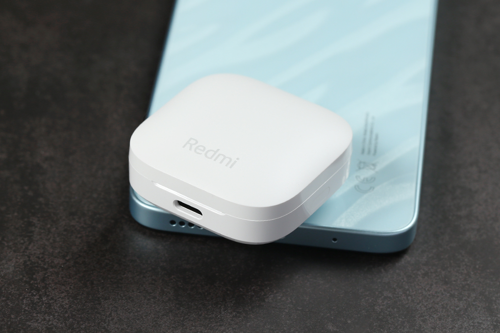 Tai nghe Bluetooth True Wireless Xiaomi Redmi Buds 6 Active Màu Trắng
