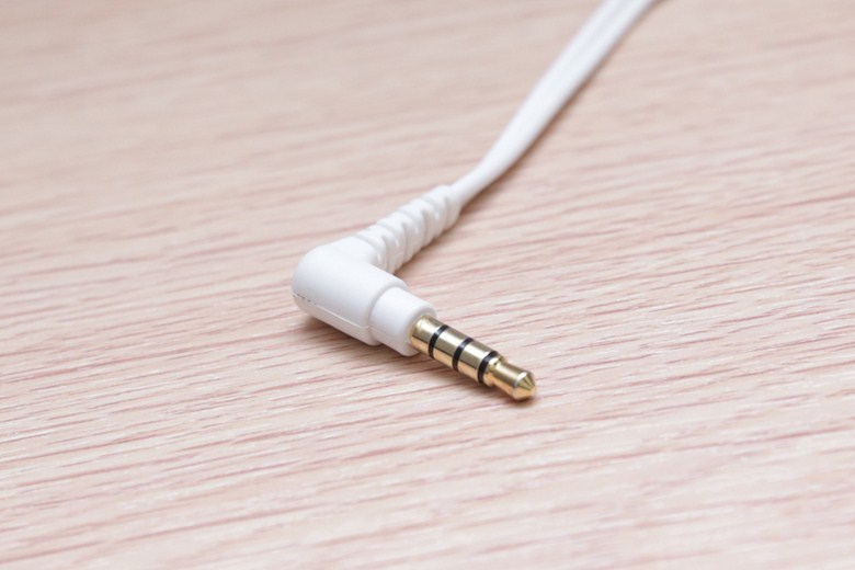 Jack cắm tương thích với hầu hết các thiết bị điện tử nhu d9iện thoại, laptop, máy tính bảng… Jack cắm tương thích với hầu hết các thiết bị điện tử nhu d9iện thoại, laptop, máy tính bảng…