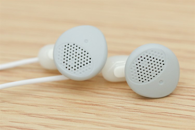 Tai nghe Có Dây Sony MDR-E9LP Màu Trắng