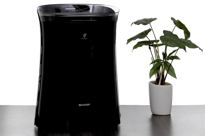Máy lọc không khí có bắt muỗi Sharp FP-FM40E-B Màu Đen