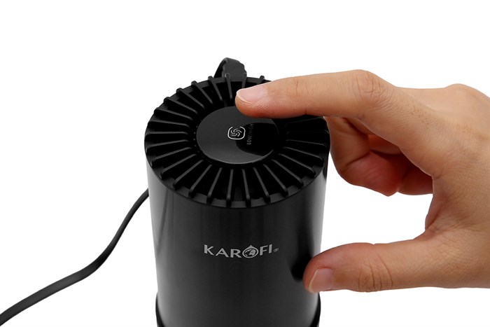 Máy lọc không khí mini Karofi KAP-C133 Màu Đen