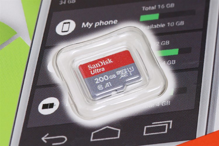 Thẻ nhớ MicroSD 200GB Sandisk Class 10 Màu Đen