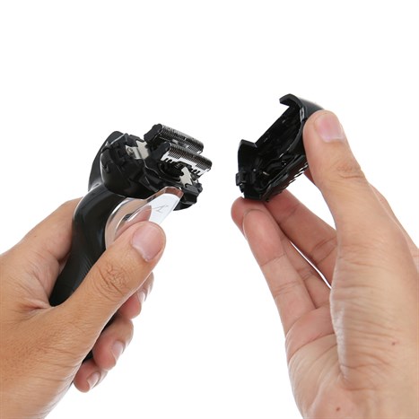 Máy cạo râu khô và ướt Panasonic ES-ST2N-K751 Màu Đen