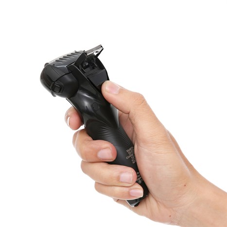 Máy cạo râu khô và ướt Panasonic ES-ST2N-K751 Màu Đen