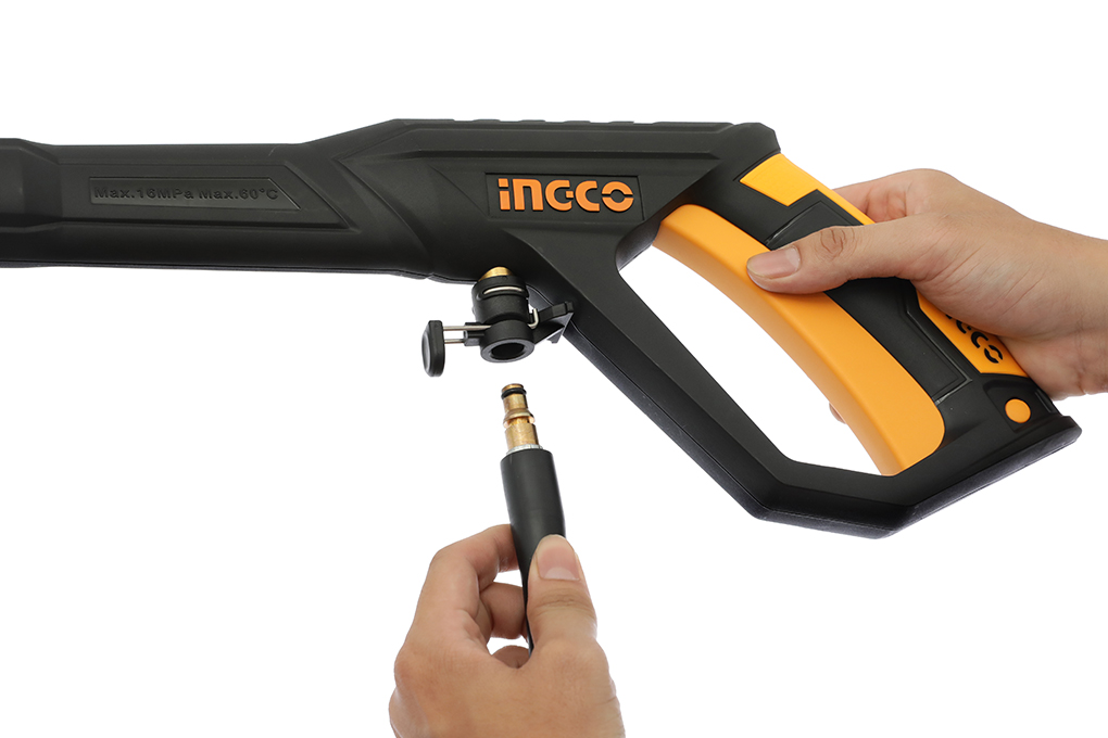Máy phun xịt rửa áp lực cao Ingco HPWR20008 2000W Màu Đen - Vàng
