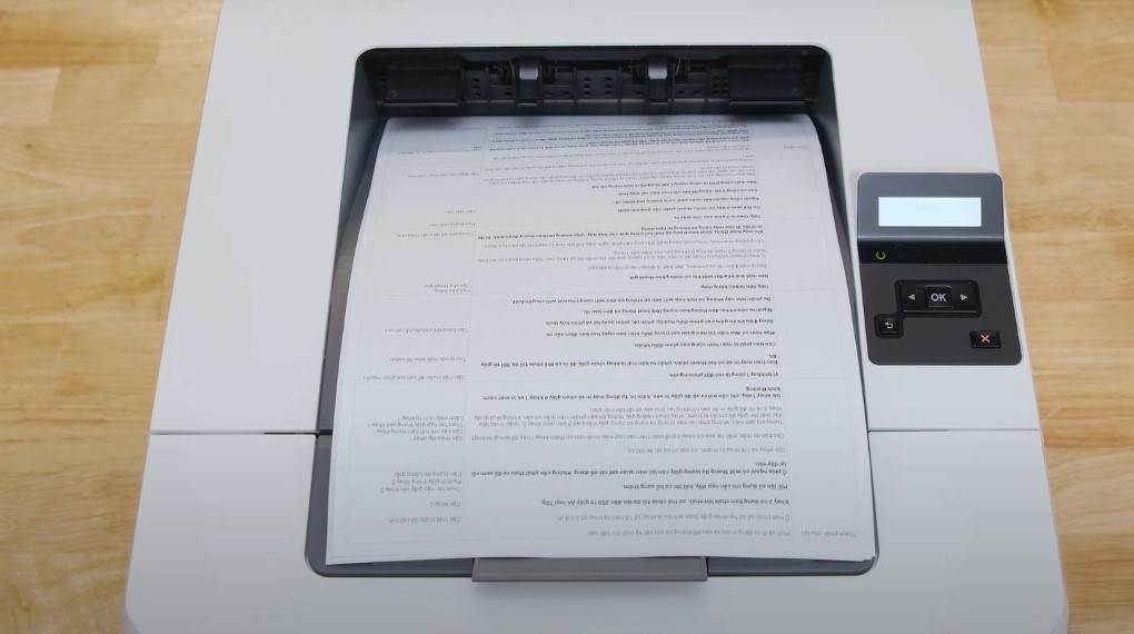 Máy in Laser trắng đen HP LaserJet Pro M404dn (W1A53A) - In giấy