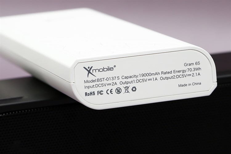 Pin sạc dự phòng 19.000 mAh 10.5W Xmobile Gram 6S Màu Trắng